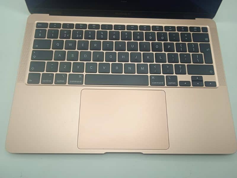 Apple MacBook Air 2020 13-inch, Intel Core i3 6