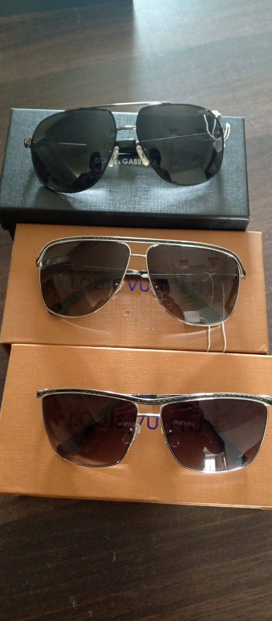 Branded Sun glasses UV (UAE imported) 13