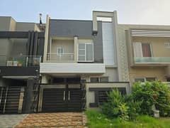 5 Marla Luxury Modern House Available For Sale In Paragon City Lahore