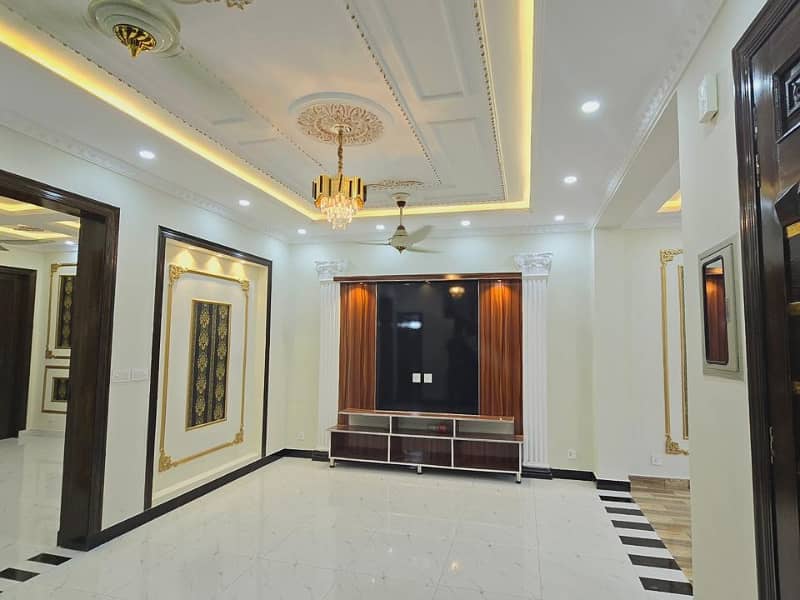 5 Marla Luxury Modern House Available For Sale In Paragon City Lahore 8