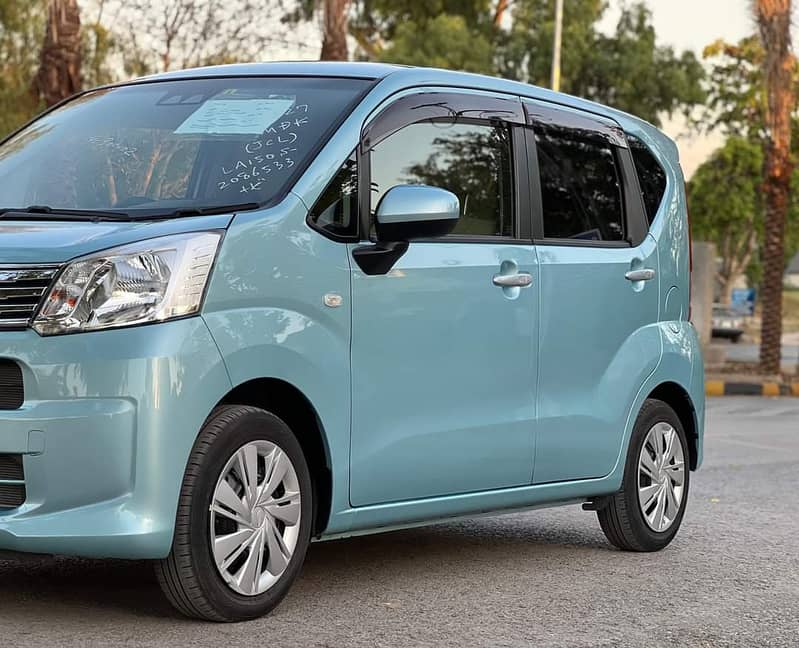 Daihatsu Move Automatic 5