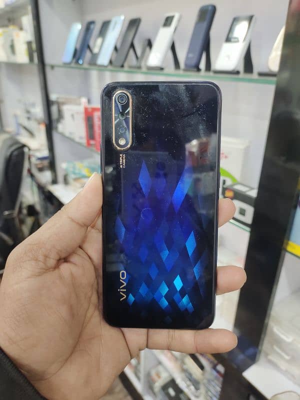 vivo S1 0