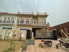 10 Marla luxury House Available For Sale In Paragon City Lahore