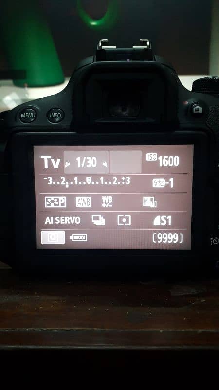 canon 700d with 18-55mm kit lens 2