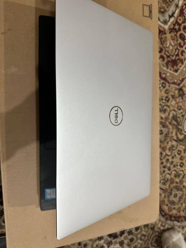 Dell XPS 1