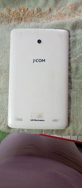 L. G tablet it's very good condition 1