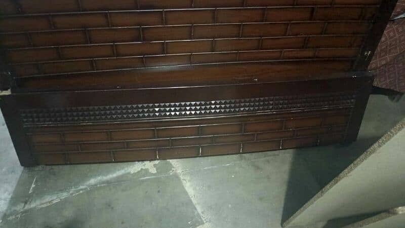 Double bed in good condition 1