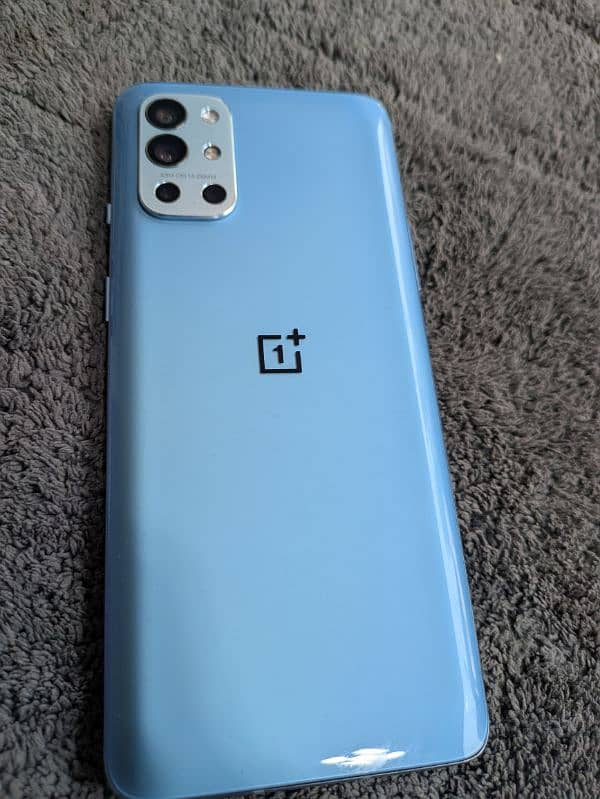 OnePlus 9r 3