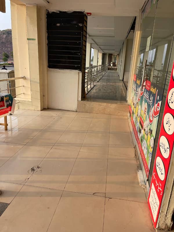 COMMERCIAL GROUND FLOOR SHOP WITH APPROX 500 SQ. FT 50K /MONTH AVAILABLE FOR SALE 1