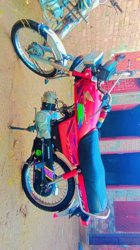 honda 70 bike  2018 model all ok 2