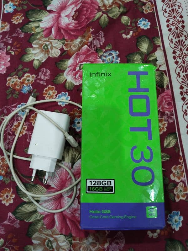 Infinix Hot 30 charger box available 8/128 0