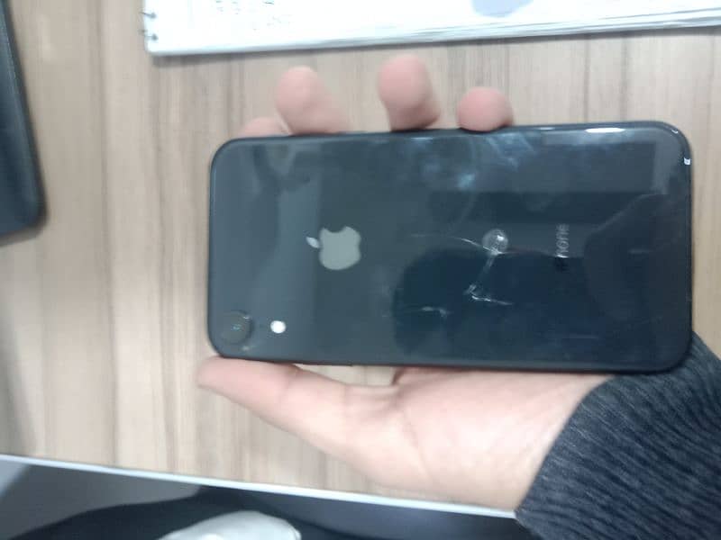 I phone XR black clr 3