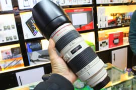 Canon 70-200mm F2.8 NON-IS Lens