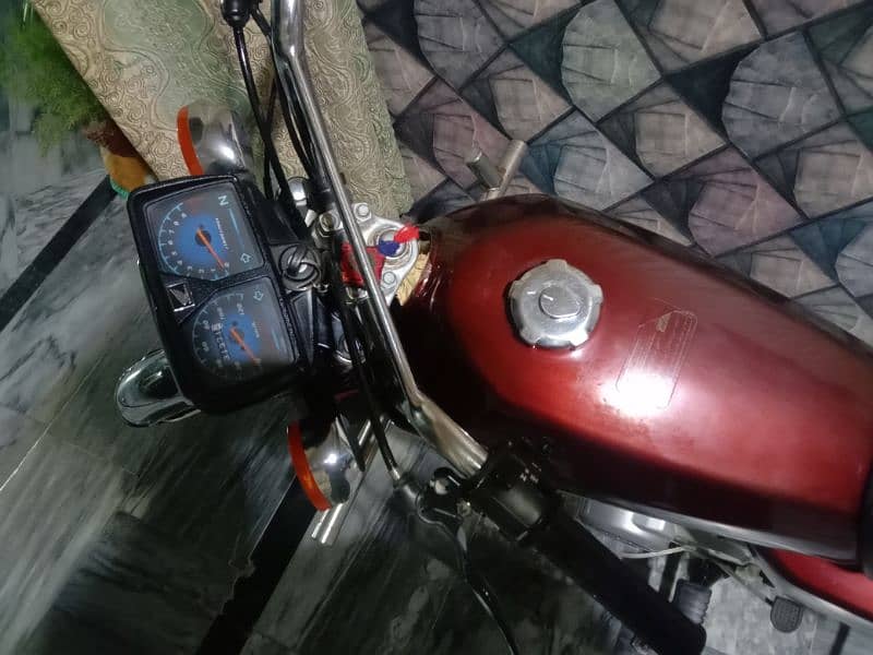 Honda 125 6