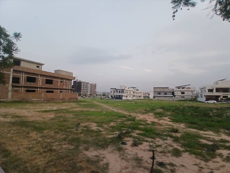 5 marla plots on instalments faisal town phase 1 1