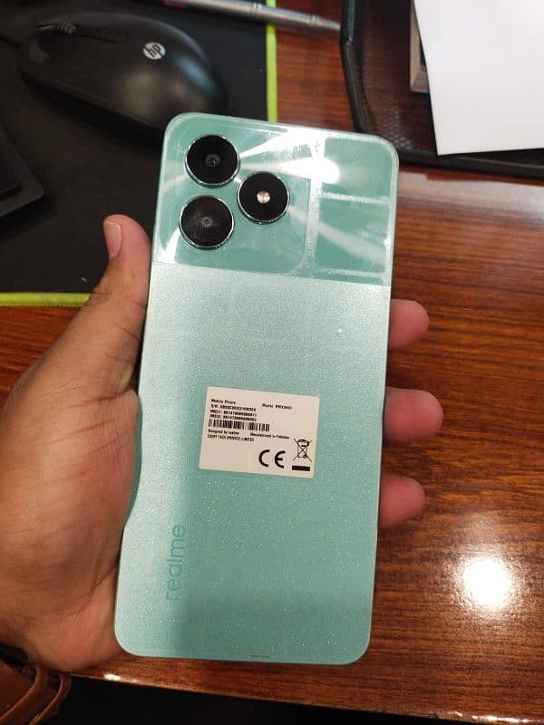 Realme C51 1