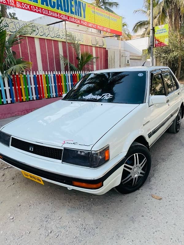 Toyota Corolla GL Saloon 1986 model 1994 recondition own engine 0