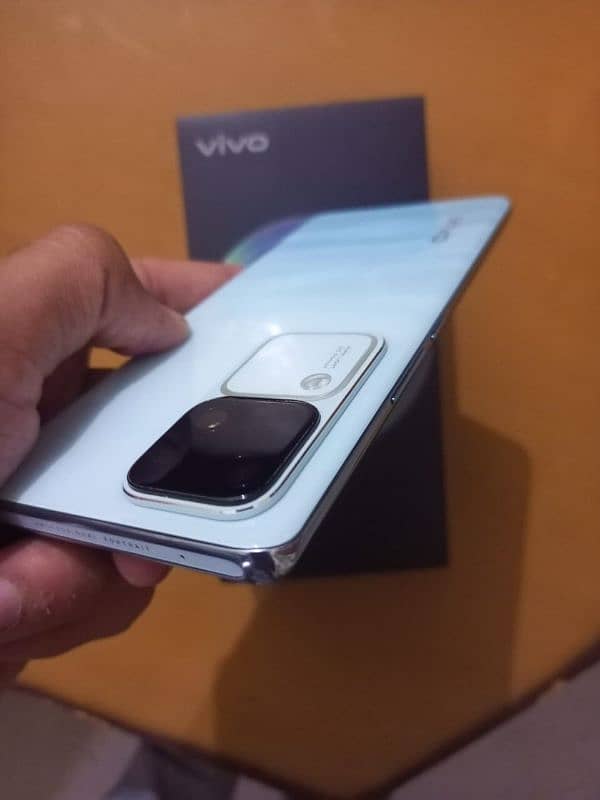 vivo v30 6