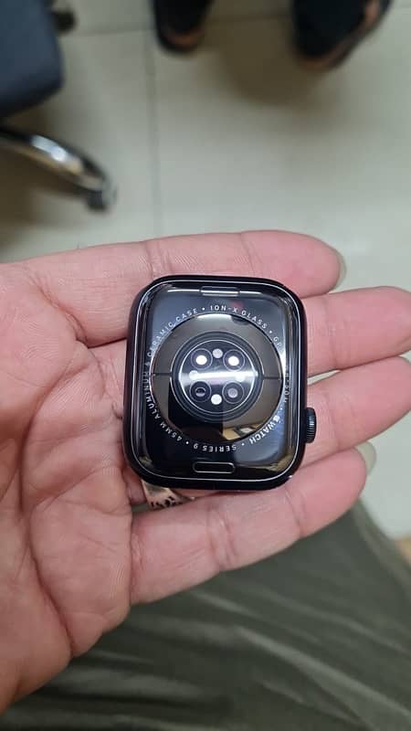 Apple Watch 9 45MM black colour 10/10 1