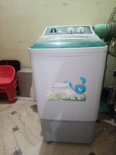 Haire Washing Machine used but in waranty