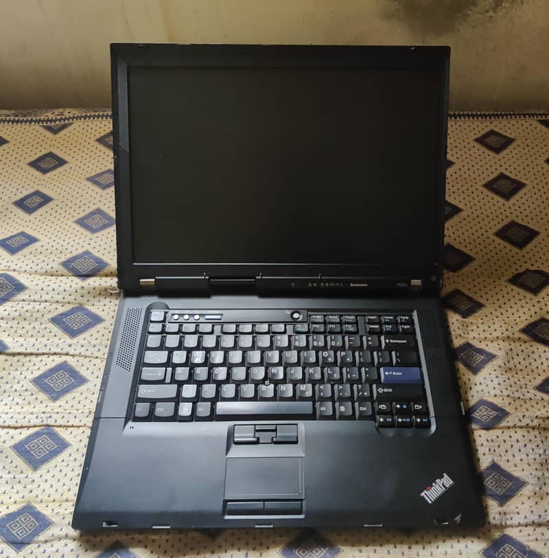 Core i2 2GB Ram Laptop 250 GB HDD 1