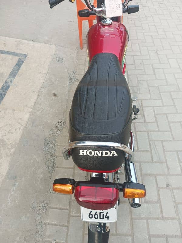 Honda CD 70 good condition 4