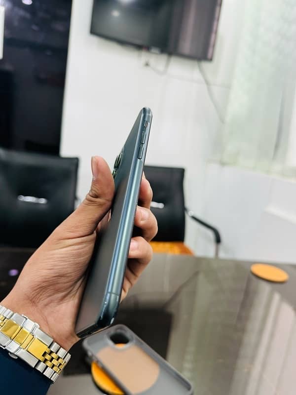 iphone 11 pro max pta approved 3