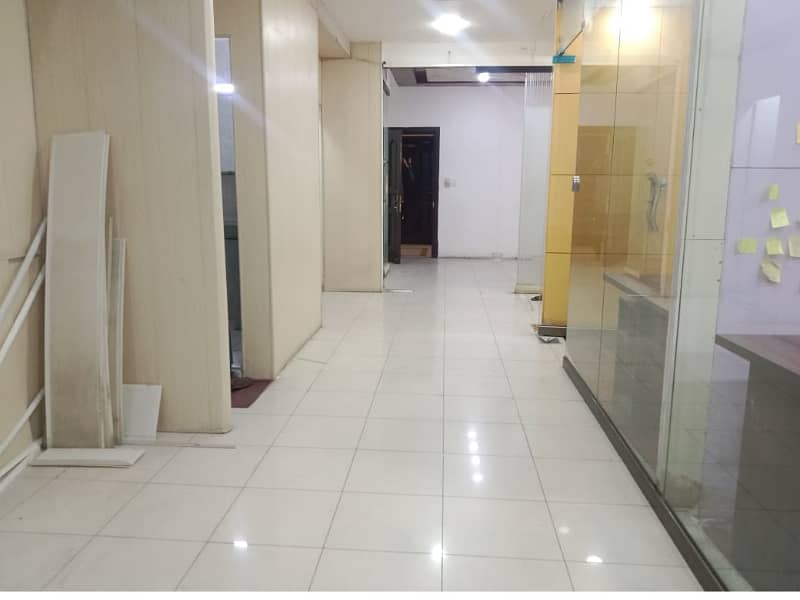 Sami Furnished Area 1200 Square Feet Office Available For Rent in Main Boulevard Road Gulberg 3 Lahore 0