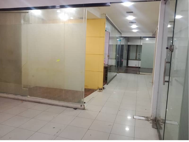 Sami Furnished Area 1200 Square Feet Office Available For Rent in Main Boulevard Road Gulberg 3 Lahore 6