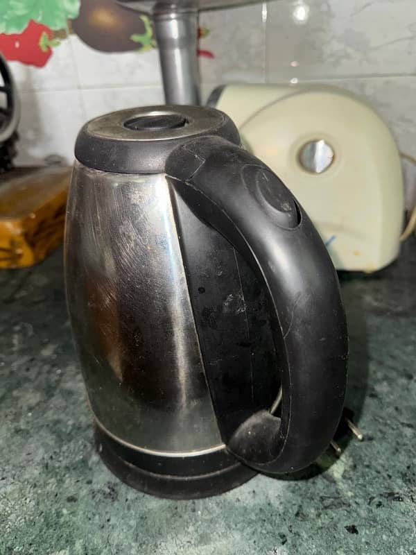 Electric Kettle 0