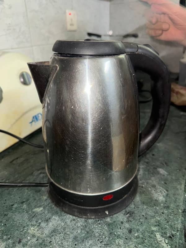 Electric Kettle 1