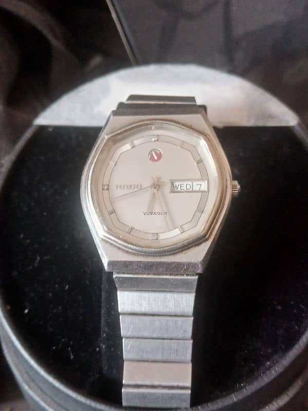 Rado Voyager Wristwatch (Vintage Classic) 2