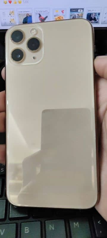 I phone 11Pro Gold Dual PTA Approved 0