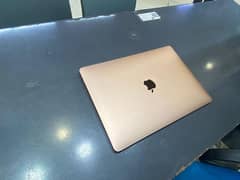 Macbook M1 Air rose gold colour good condition and good battery cycle