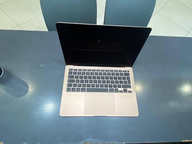 Macbook M1 Air rose gold colour good condition and good battery cycle 1