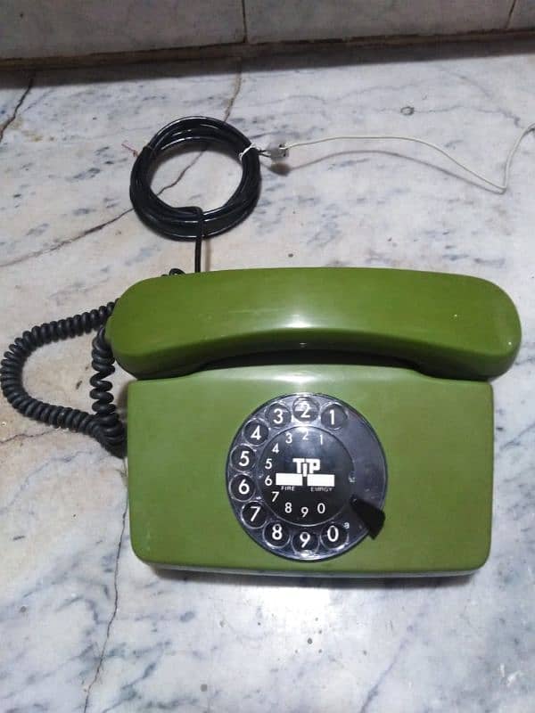 antique classic vintage phone telephone set 1