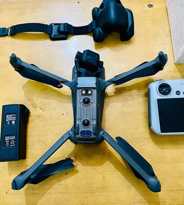 dji mavic 3 classic (2 batteries) 3