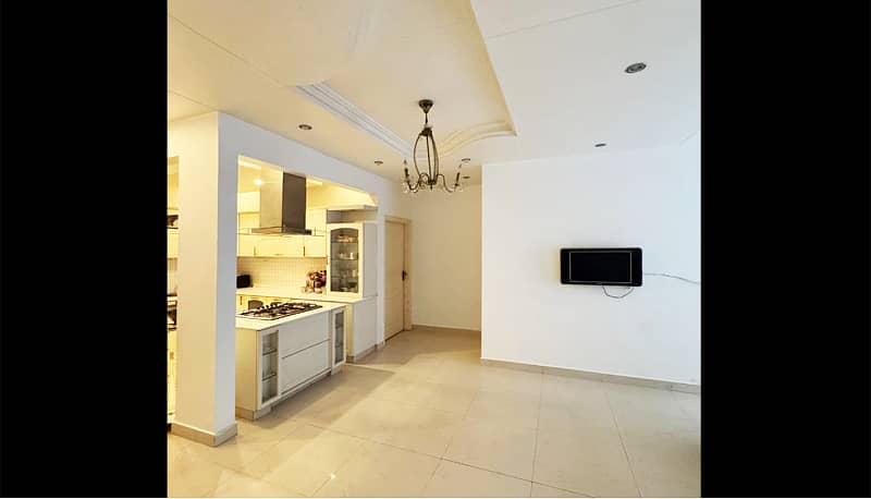 Clifton Block 5, 1800 Square Feet, 3 Bed Apartment for Sale. 5