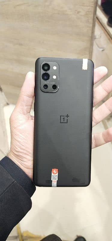 OnePlus 9R Brand New Phone 8/128 4