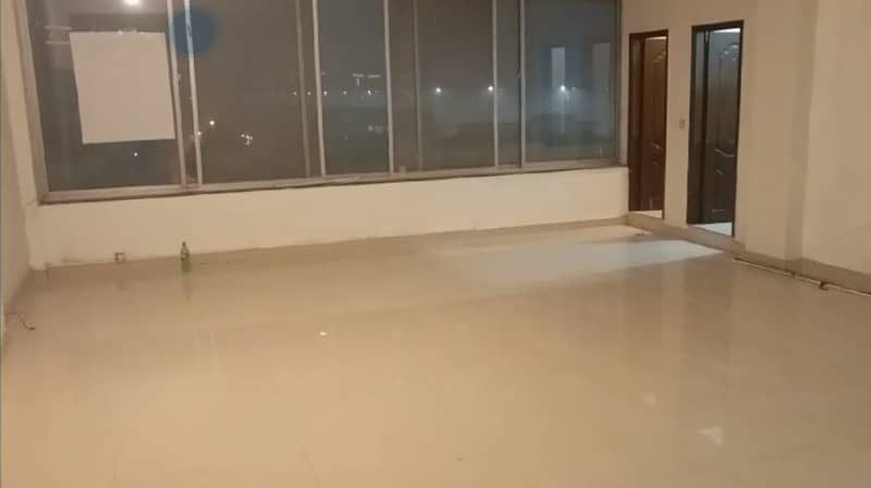 4 Marla 3rd Floor Office With Elevator For Rent In DHA Phase 6 Main Boulevard, Lahore. 6