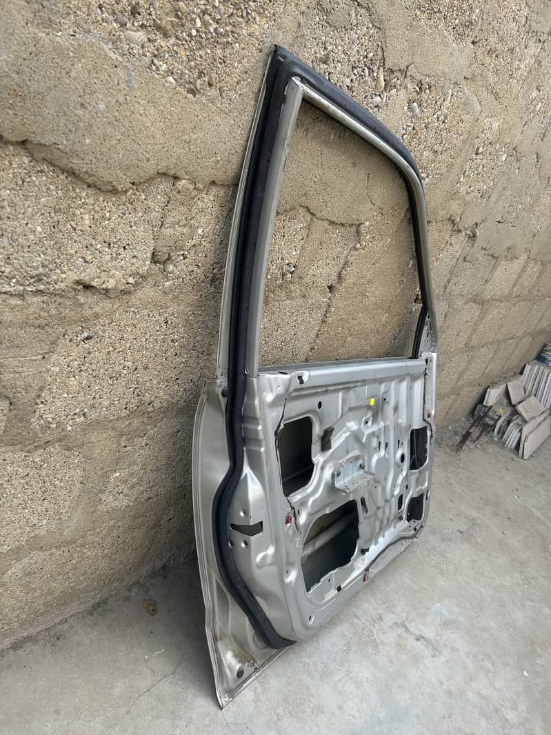 Alto car left side door sell 2004-2008 model 2