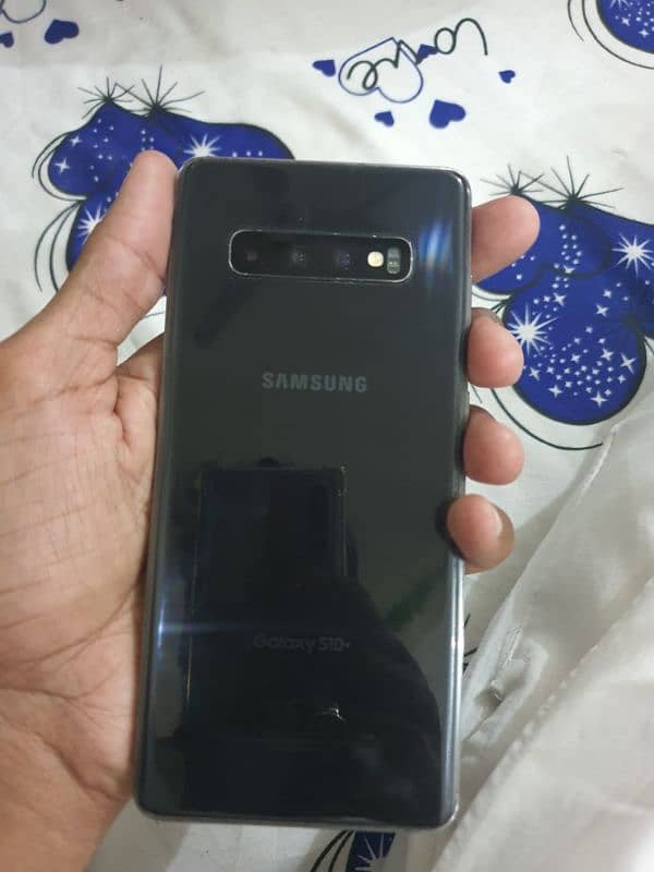 Samsung Galaxy S10 plus 5