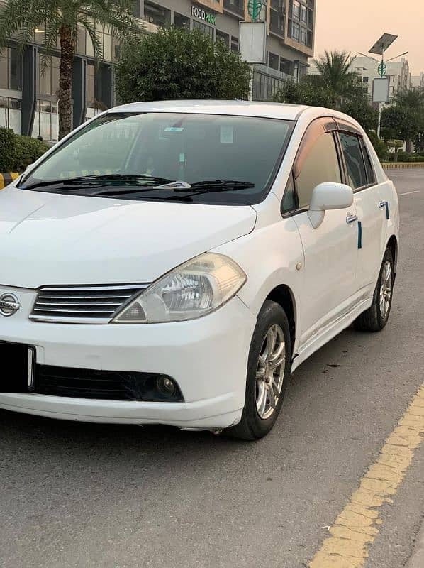 Nissan Tiida 2007 2