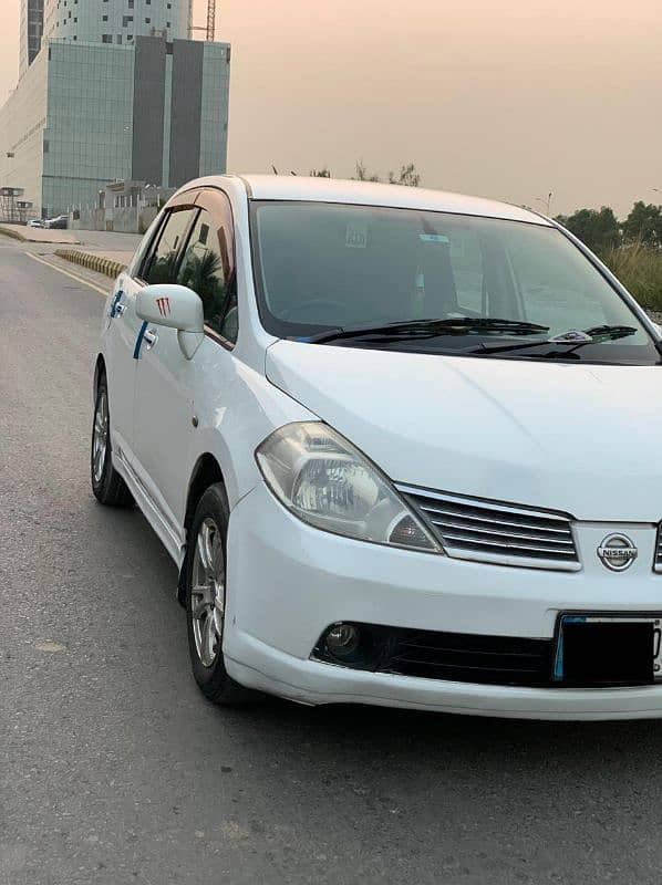 Nissan Tiida 2007 8