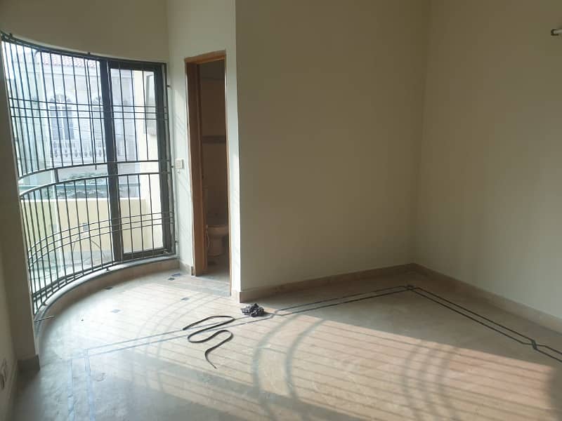 5 Marla Double Unit Beautiful Full House For Rent In Z Block Phase 3 DHA Lahore 21