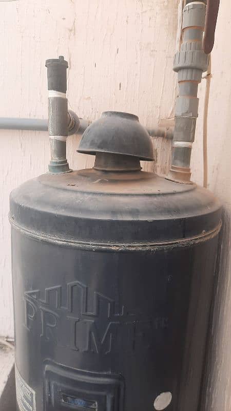 Prime 30 gallon geyser | Like brand new 3