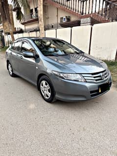 Honda City IVTEC 2014 model in prestige condition