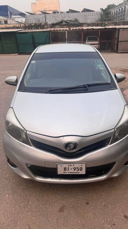 Toyota Vitz 2011 6