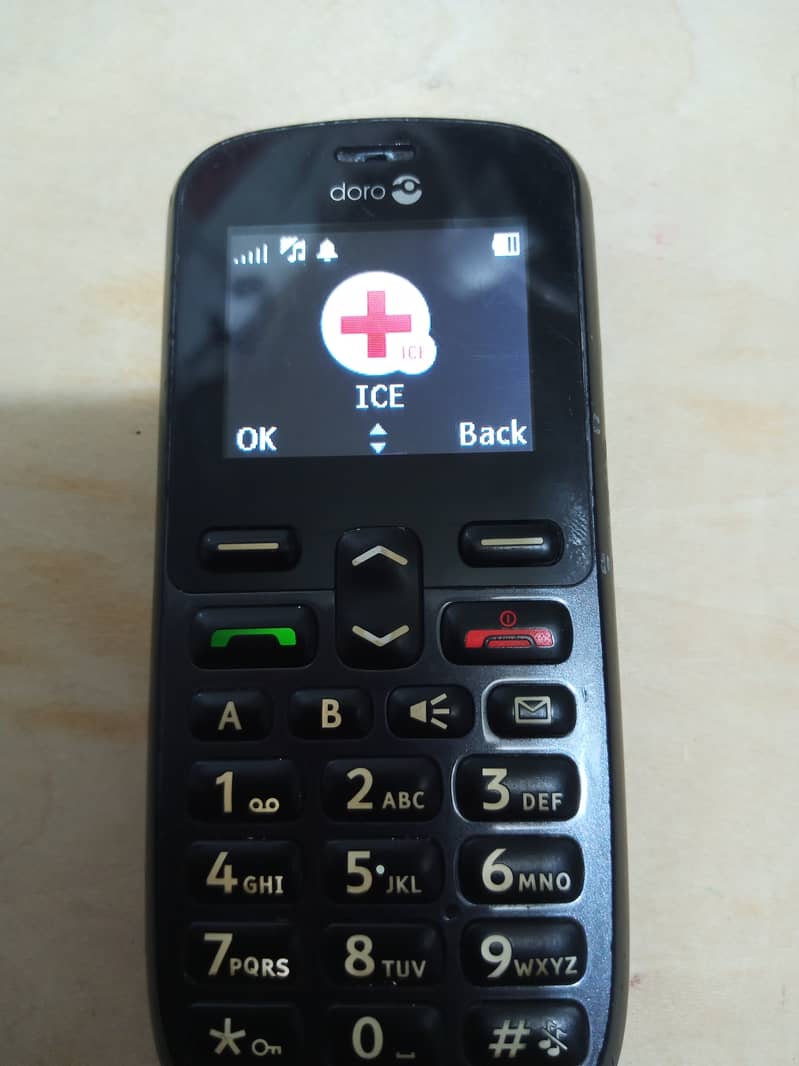 Doro Senior Button Phone - PTA approved 7