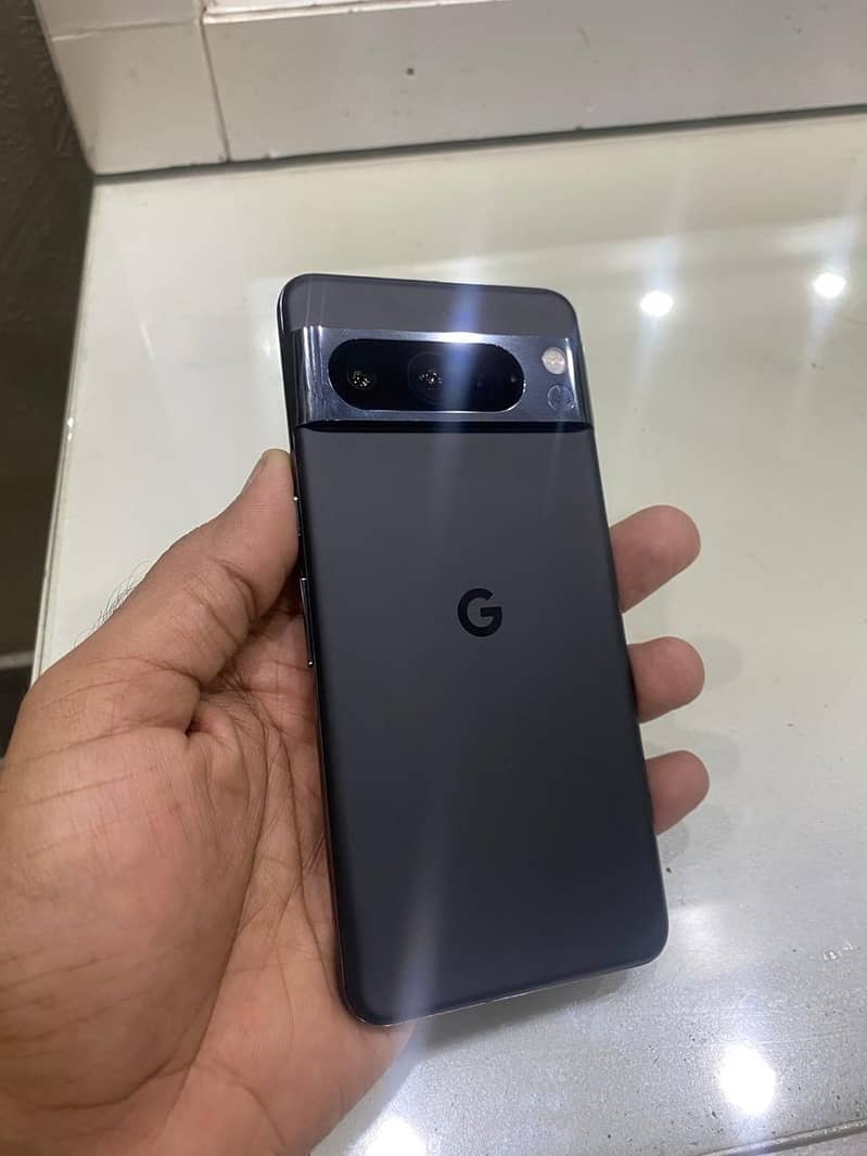 Google Pixel 8 Pro 0